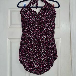 Women’s halter top once piece swimsuit size 2x